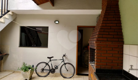 Casa à venda com 4 quartos, sendo 1 suíte,  em Jardim Las Vegas, Santo André, SP
