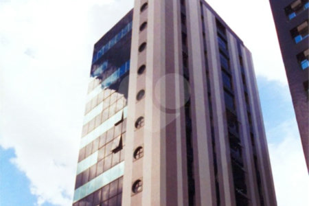 Conjunto comercial com 146m², 3 vagas, à venda no Brooklin