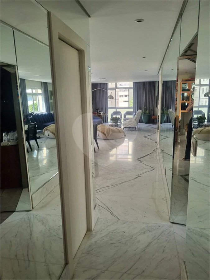 Apartamento à venda com 2 suítes em Cerqueira César, São Paulo, SP