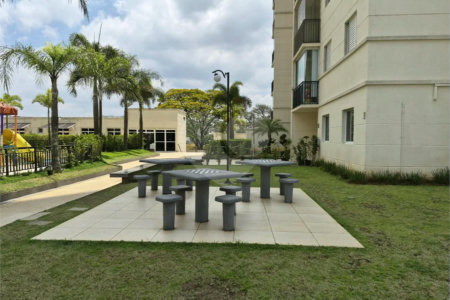 Oportunidade na Vila Leopoldina! Imóvel de 69m2, com 3 dorm., sendo 1 suíte, 2 banheiros, sala, cozinha e 2 vagas. Com ar condicionado em 2 dorm.