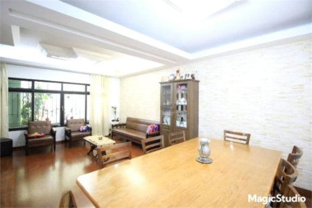 Casa com 400m² , 4 dormitórios , sendo 4 suítes , 4 vagas , à venda no Jabaquara.