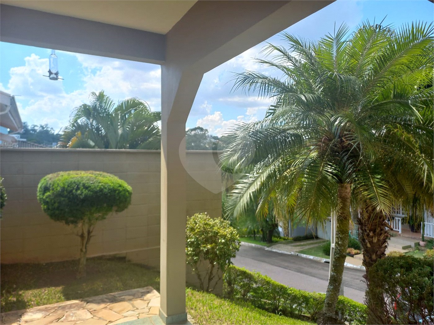 Casa à venda com 4 quartos, sendo 2 suítes,  em Villaggio Capríccio, Louveira, SP