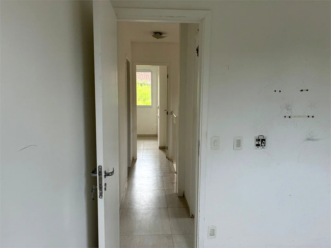 Casa à venda com 3 quartos no condomínio Bosques da Vila - Casa 3° Fase, Cotia - SP