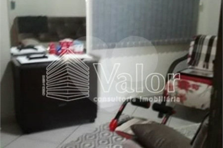Apartamento no Romeu Santini .