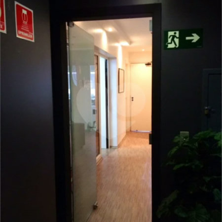 Excelente conjunto comercial com 247 m2 e 8 vagas à venda no Paraíso