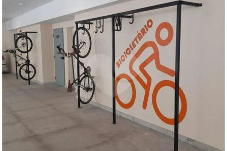 Landing Campo Belo 42 m² Apartamento semimobiliado para locação no Campo Belo, 1 quarto, garagem
