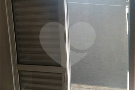 Apartamento com 80m² , 2 dormitórios , sendo 1 suíte , 1 vaga , à venda na Vila Tibiriça , em Santo André.