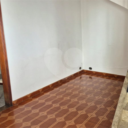 Casa residencial ou comercial com mais de 200m² na região do Jardim da Saúde em São Paulo - SP.