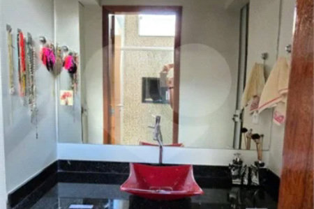 Casa em condomínio Alvorada em Araraquara com 3 dormitórios e piscina
