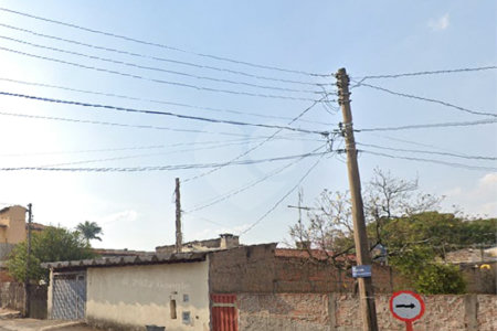 Terreno Comercial à Venda no bairro Jd Bandeirantes-São Carlos/SP