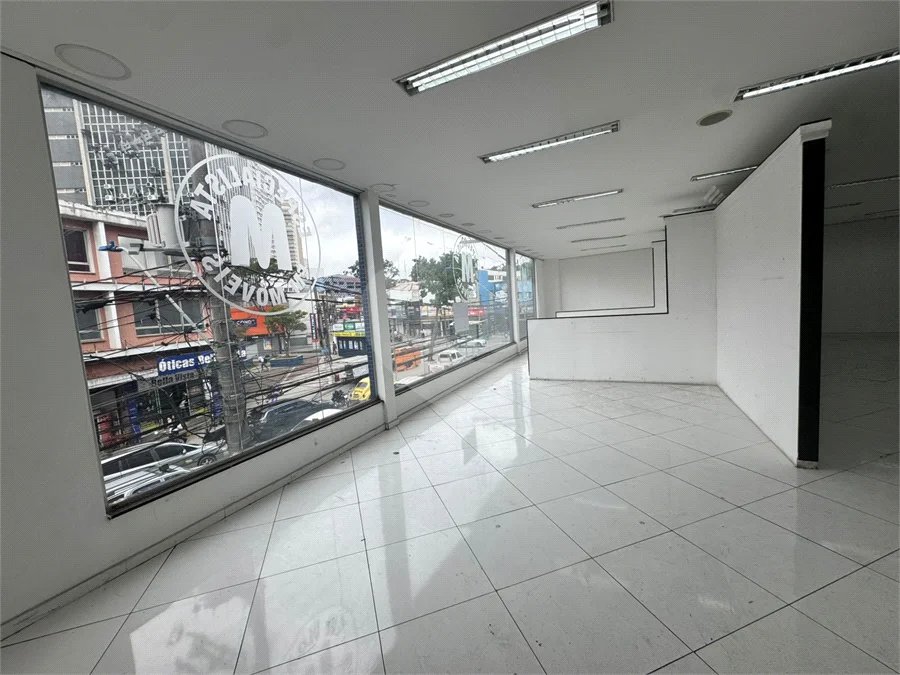 PRÉDIO COMERCIAL DE 944 M² PARA LOCAÇÃO | LOCALIZAÇÃO ESTRATÉGICA, GRANDE VISIBILIDADE E EXCELENTE POTENCIAL COMERCIAL