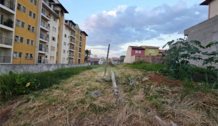 Terreno à venda com 1 quarto em Jardim Gibertoni, São Carlos, SP