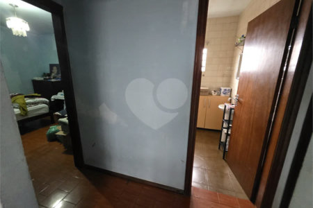 Casa térrea, 2 dormitórios com salão comercial Jd. Nova São Carlos