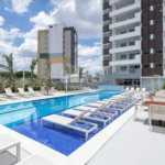 Condomínio Clube Apartamento Varanda gourmet 2 dormitórios sendo 1 suíte 1 vagas.