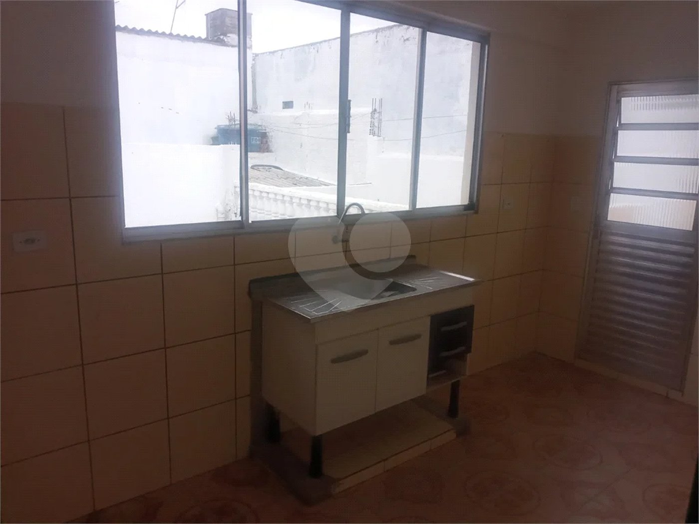 Casa com 180m², 3 quartos (1 suíte) e 5 vagas de garagem, à venda em São Mateus