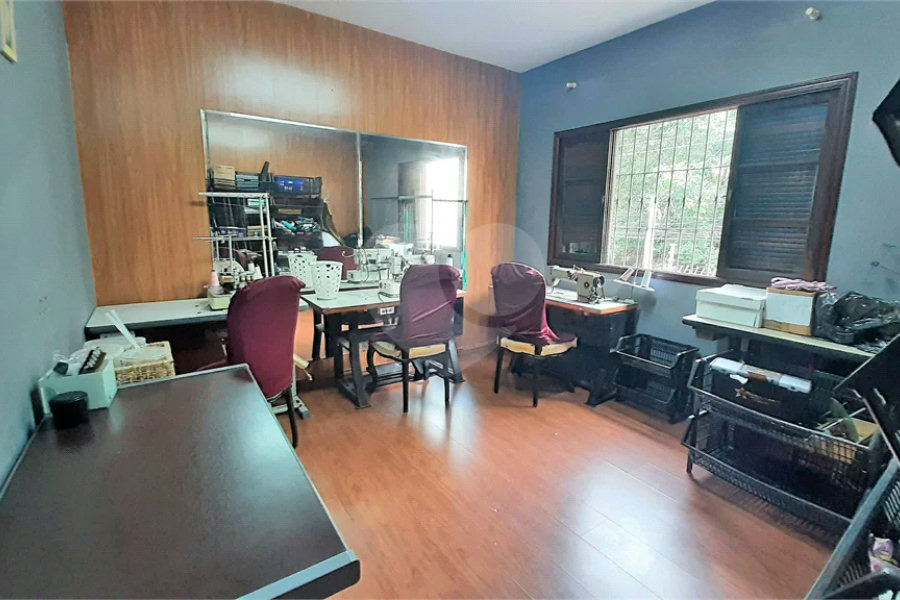 Vende-se Casa incrível no Jardim Prudência!