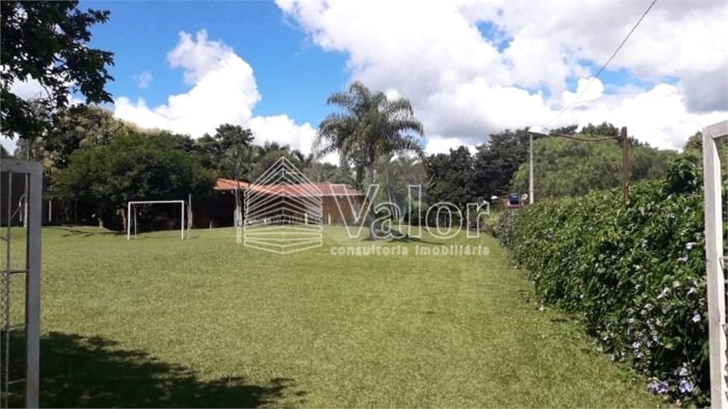 Chácara com 2.400m²