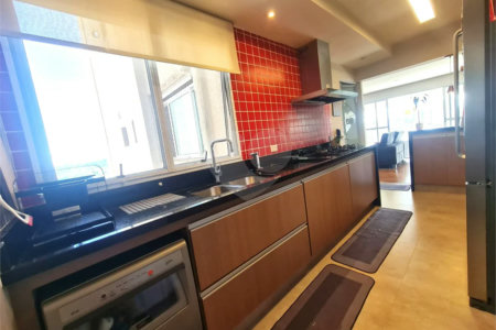 Apartamento à venda com 4 quartos, sendo 3 suítes, em Jardim Marajoara, São Paulo, SP