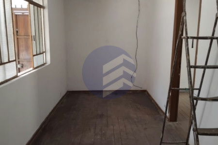 Casa à venda com 8 quartos em Vila Dalva, São Paulo - SP