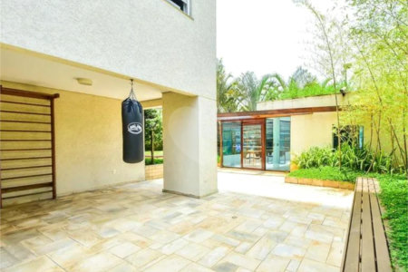 Apartamento de Alto Padrão à Venda na Vila Mariana com 190m², 3 Suítes e Vista para o Parque Ibirapuera