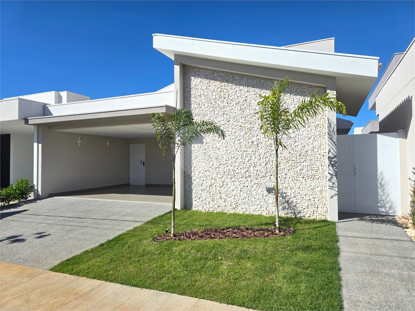 – CONDOMINIO FABER 4