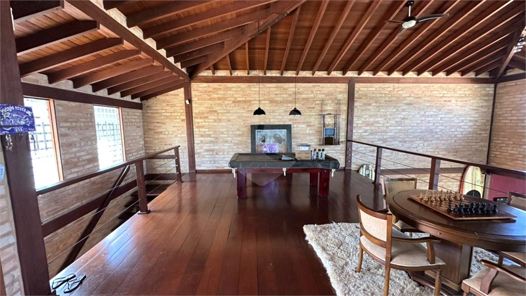 Casa para venda no Condomínio Vivenda do Broa.