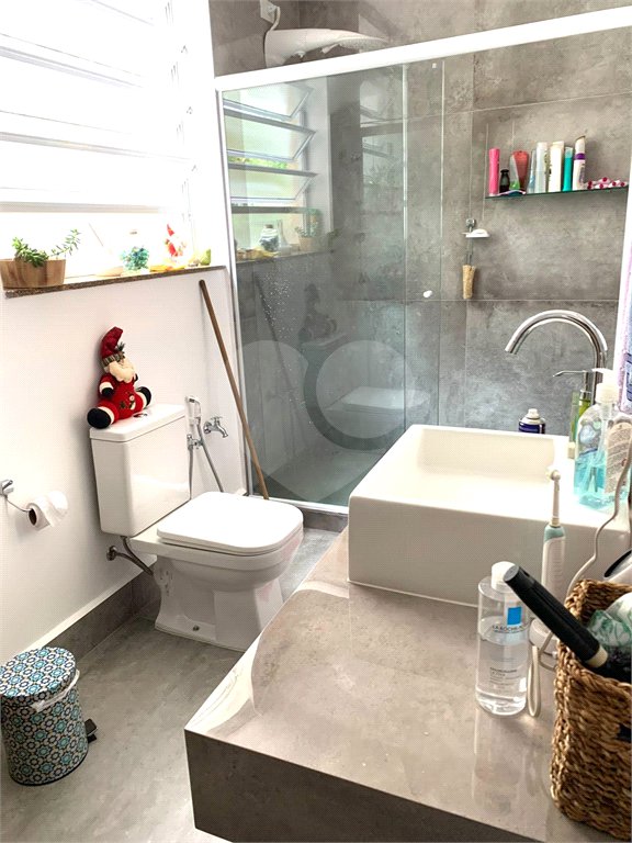Apartamento Clássico à Venda em Higienópolis com 154m², 3 Dormitórios e 1 Suíte