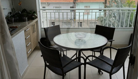 Apartamento à venda com 3 quartos, sendo 1 suíte,  em Vila Bertioga, São Paulo, SP