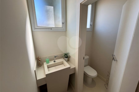 Casa á venda condomínio Damha I