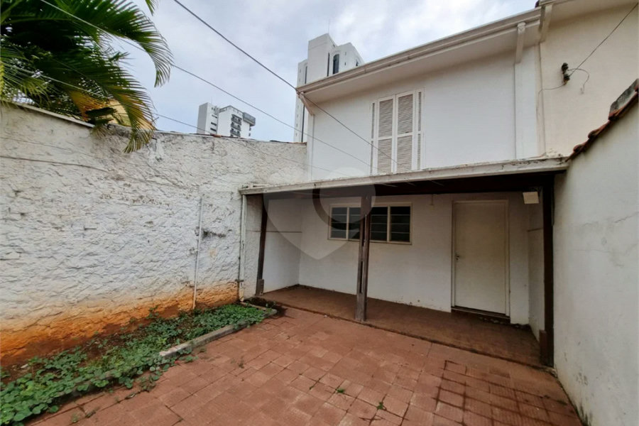 Casa com vocação comercial no Centro de Piracicaba