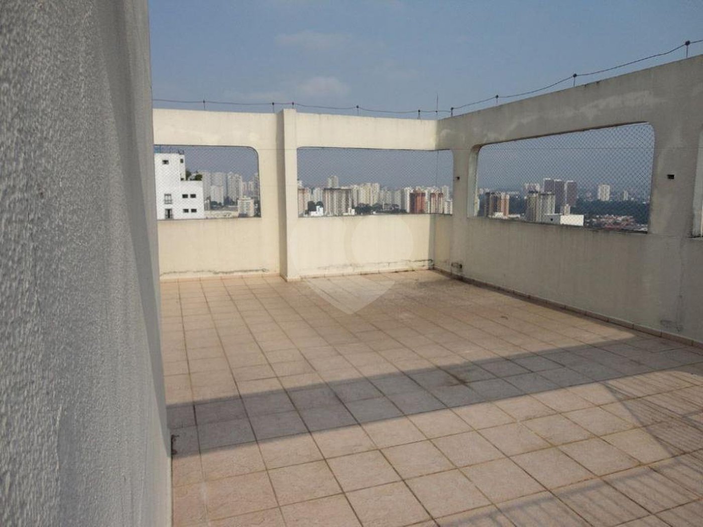 APARTAMENTO PARA VENDA OU LOCAÇÃO COM 6 DORMITÓRIOS ALTO PADRÃO