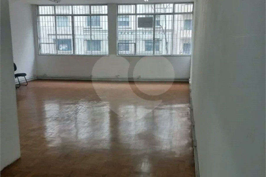 Sala Comercial para Venda ou Locação no Centro de São Paulo