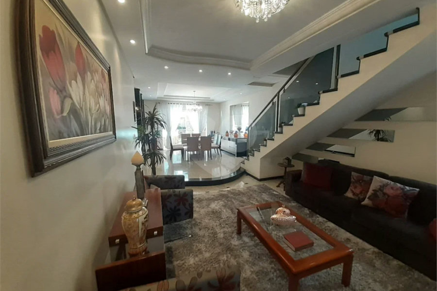 Ótima casa disponível para venda em Piracicaba, no Condomínio Residencial Village Des Lions no bairro Pompéia