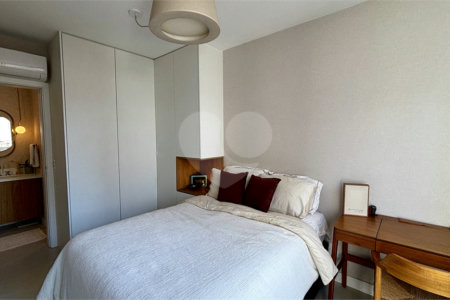Apartamento novo na Vila Mariana com 38m², 1 vaga e próximo ao metrô.