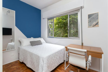 Excelente oportunidade para reformar e ficar com o apartamento dos seus sonhos!