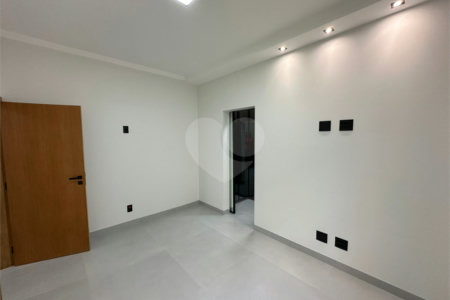 Casa à venda no Condomínio Faixa Azul - São Carlos/SP