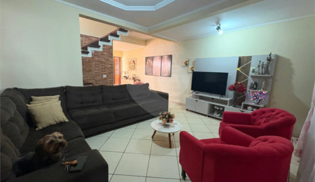 Casa à venda com 3 quartos, sendo 1 suíte,  em Planalto Paraíso, São Carlos, SP
