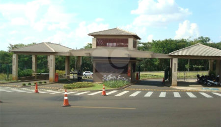 Terreno à venda no condomínio Quebec, São Carlos - SP