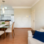 Apartamento com 2 dormitórios e 1 vaga em Nova Petrópolis, com piscina, academia, brinquedoteca, churrasqueira e portaria 24 horas. Excelente localização.