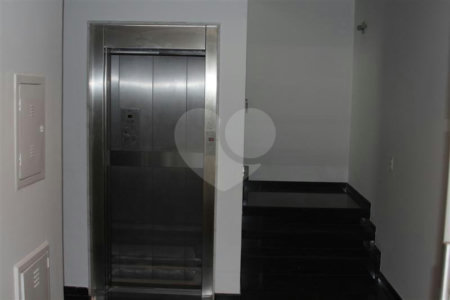 Casa/Sobrado Alto Padrão a venda na Saúde c/ 650m2 construídos -4 suites/12 vagas