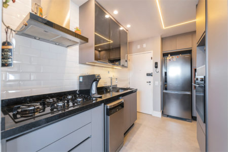 Apartamento à venda com 3 quartos, sendo 1 suíte,  em Vila Mascote, São Paulo, SP