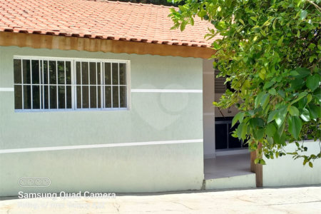 Casa à venda no Jardim Nova São Carlos.