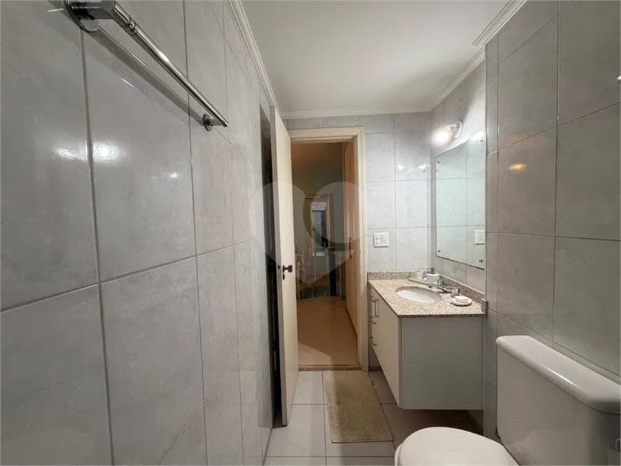 Apartamento com 1 dormitório com 1 vaga de garagem