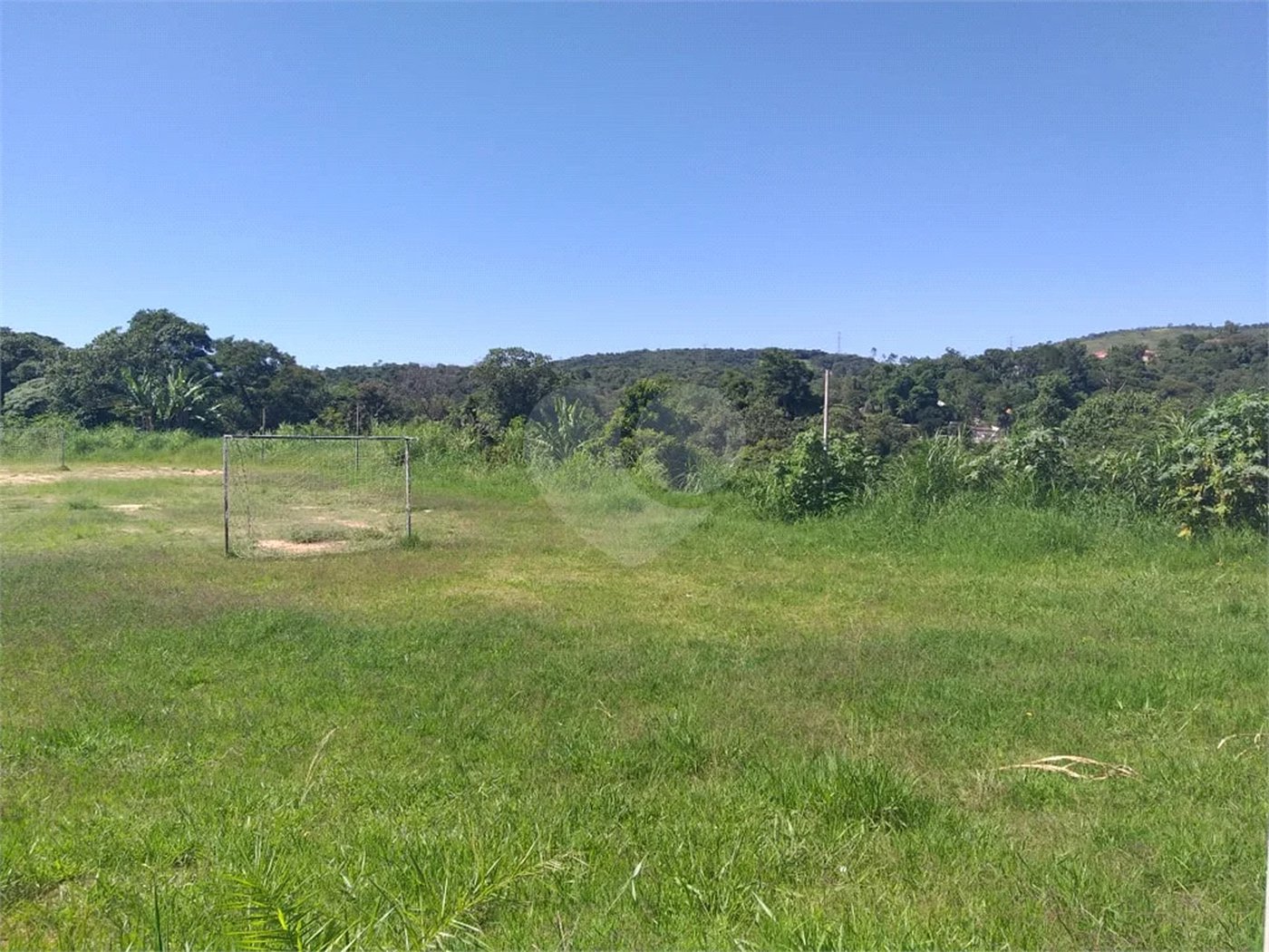 Área de terra de 156 mil m2 à venda em São Roque, zona mista (residencial/industrial)