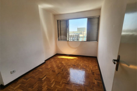 Apartamento no Edifício São Carlos