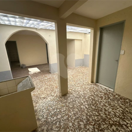 Charme e Sossego na Vila Pereira Cerca: Casa Arejada Próxima à Paula Ferreira
