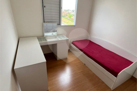Oportunidade Única no Monte dos Pinheiros – Um lar completo esperando por você