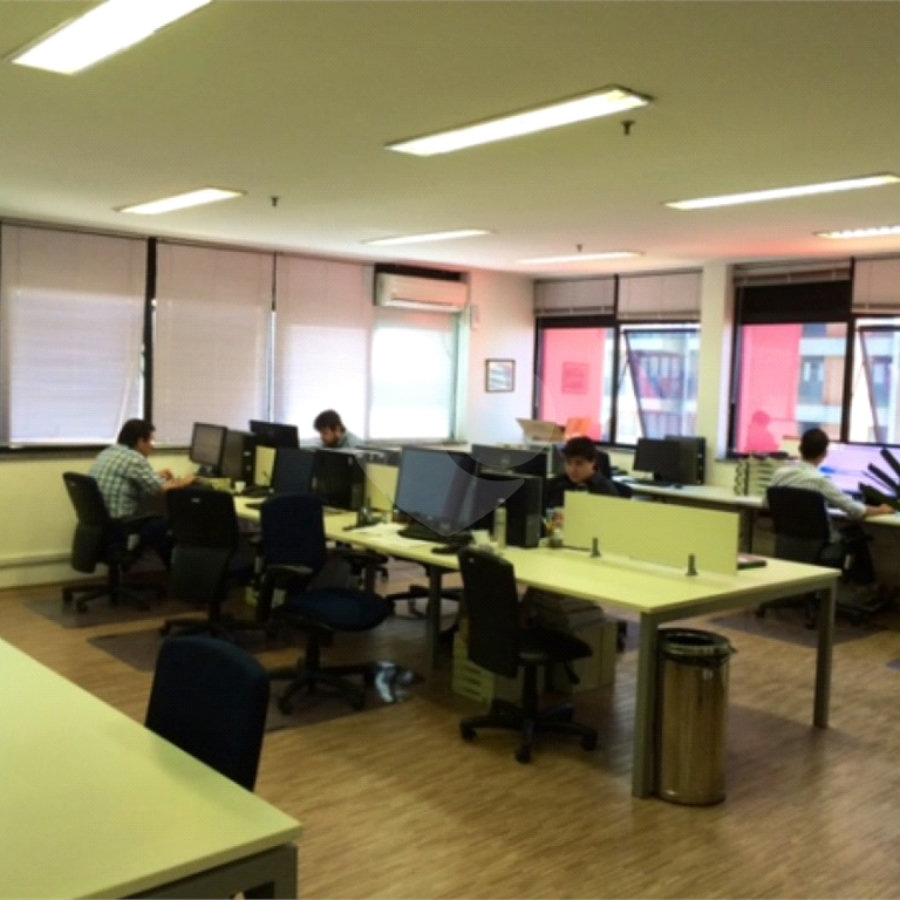 Excelente conjunto comercial com 247 m2 e 8 vagas à venda no Paraíso