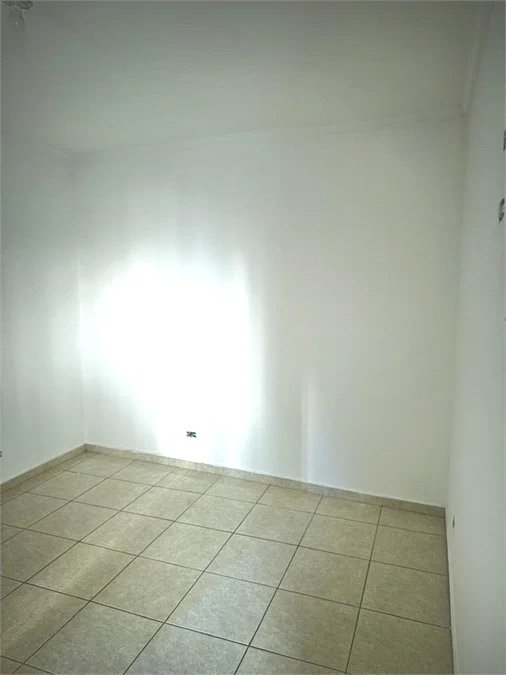 Sobrado à venda com 5 quartos em Bela Vista, Osasco, SP