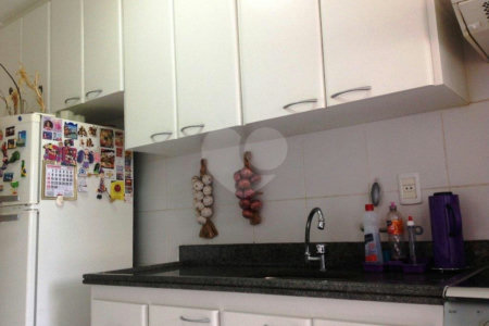 Apartamento à venda com 3 quartos, sendo 1 suíte, em Jardim Marajoara, São Paulo, SP